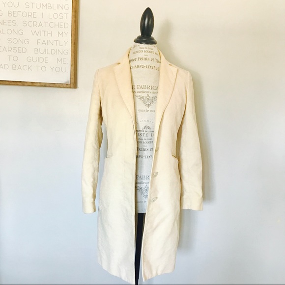 Banana Republic Jackets & Blazers - Vintage Small Banana Republic ivory coat